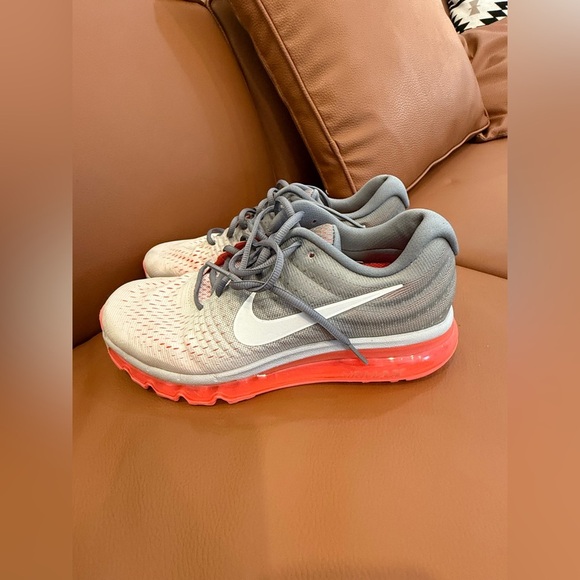 Nike
Air Max 2017 "Pure Platinum/White-Cool Grey" sneakers - Picture 5 of 8